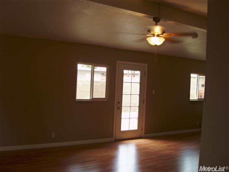 1013 Virginia, Manteca, CA 95337 photo 4