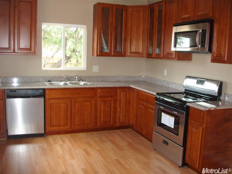 1013 Virginia, Manteca, CA 95337 photo 3