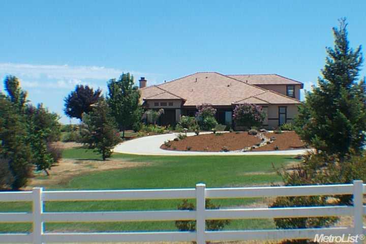 9740 Stablegate Rd, Wilton, CA 95693 photo 1