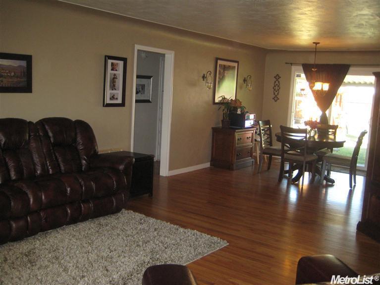 1308 Kurt Ave, Modesto, CA 95350 photo 2