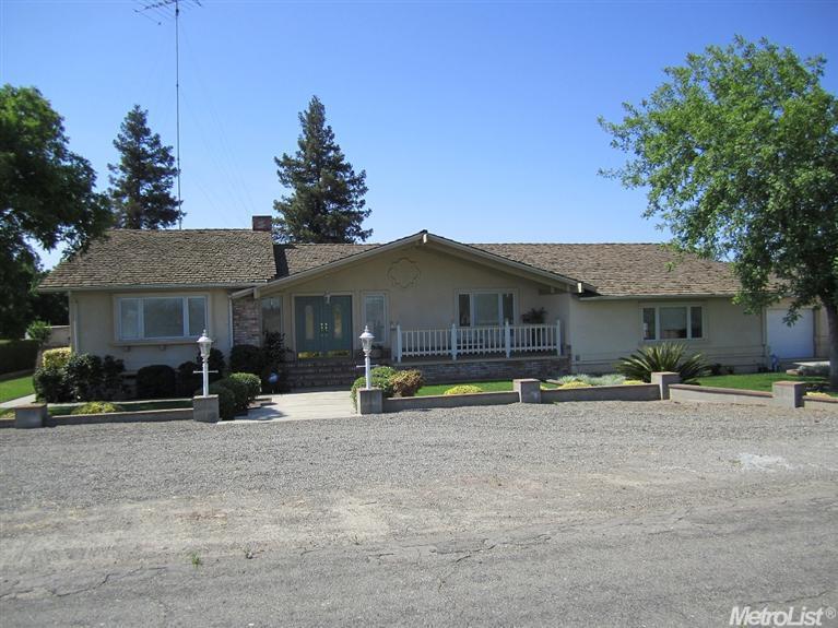 1948 Costner Rd, Modesto, CA 95356 photo 1
