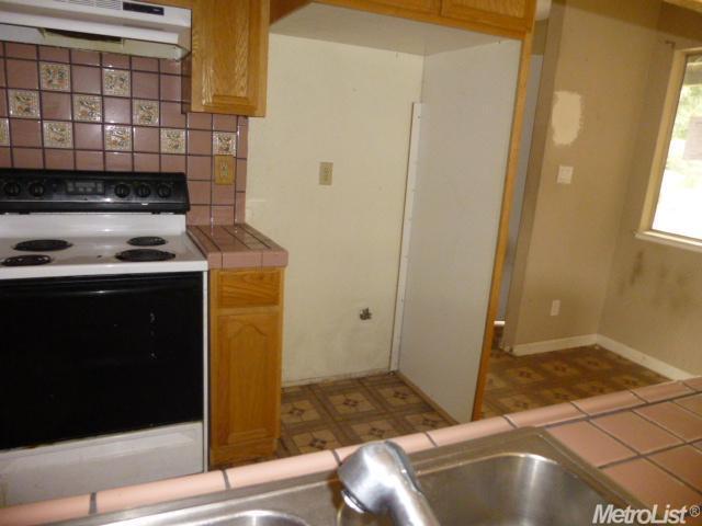 2536 Stoneridge Dr, Modesto, CA 95355 photo 6