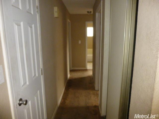 2536 Stoneridge Dr, Modesto, CA 95355 photo 9