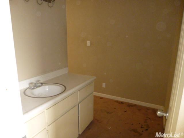 2536 Stoneridge Dr, Modesto, CA 95355 photo 20
