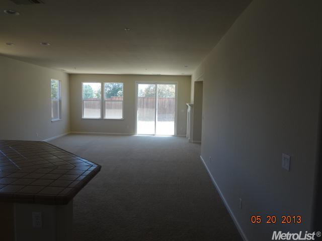 16785 Gable Dr, Esparto, CA 95627 photo 2