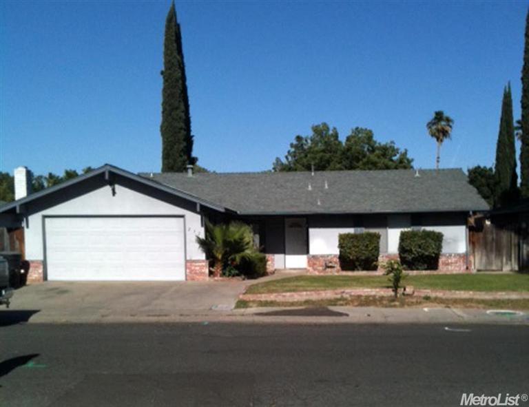 212 Eula Dr, Modesto, CA 95354 photo 1