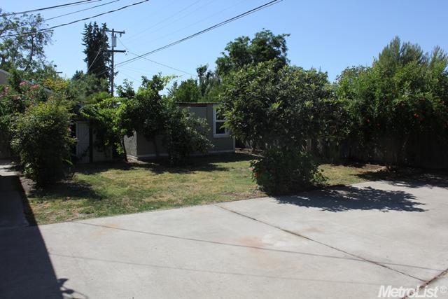 235 Martha St, Manteca, CA 95337 photo 9