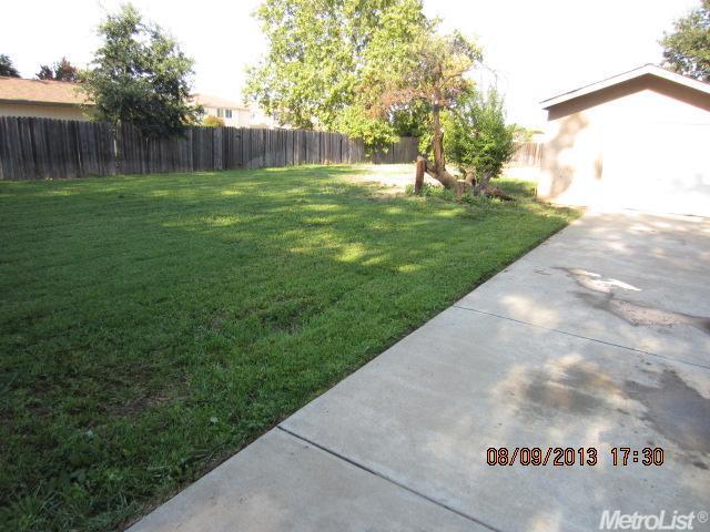 6231 Ring Dr, Sacramento, CA 95824 photo 17
