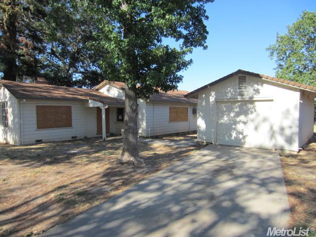 6231 Ring Dr, Sacramento, CA 95824 photo 1