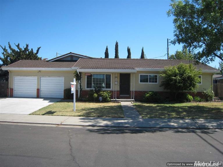 5696 Apache Dr, Manteca, CA 95336 photo 1