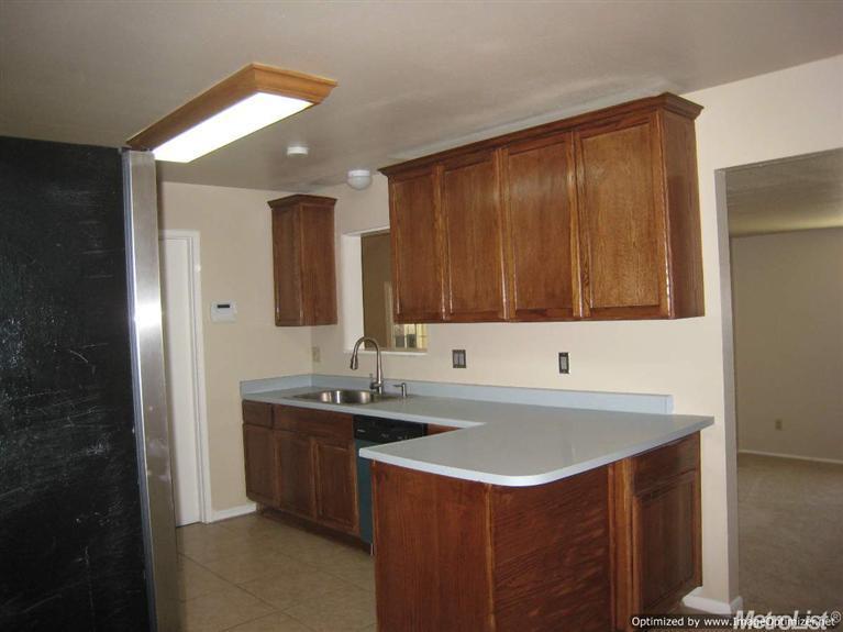 5696 Apache Dr, Manteca, CA 95336 photo 5