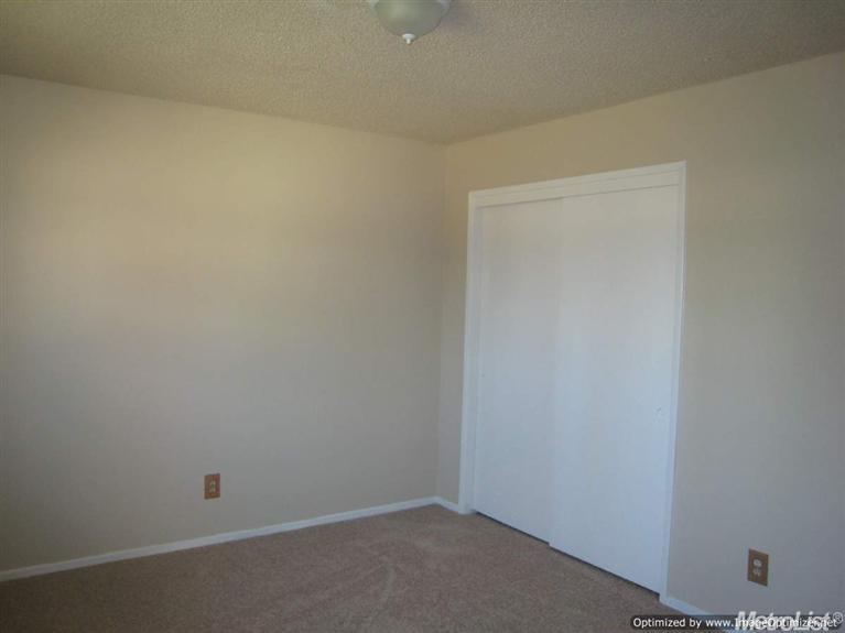 5696 Apache Dr, Manteca, CA 95336 photo 7
