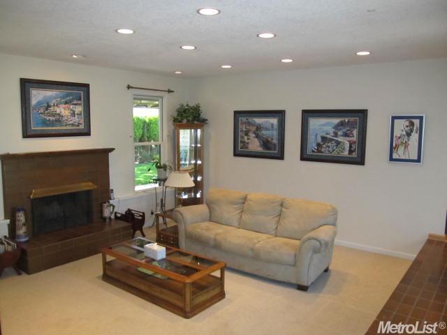 1113 Springcreek Dr, Modesto, CA 95355 photo 4