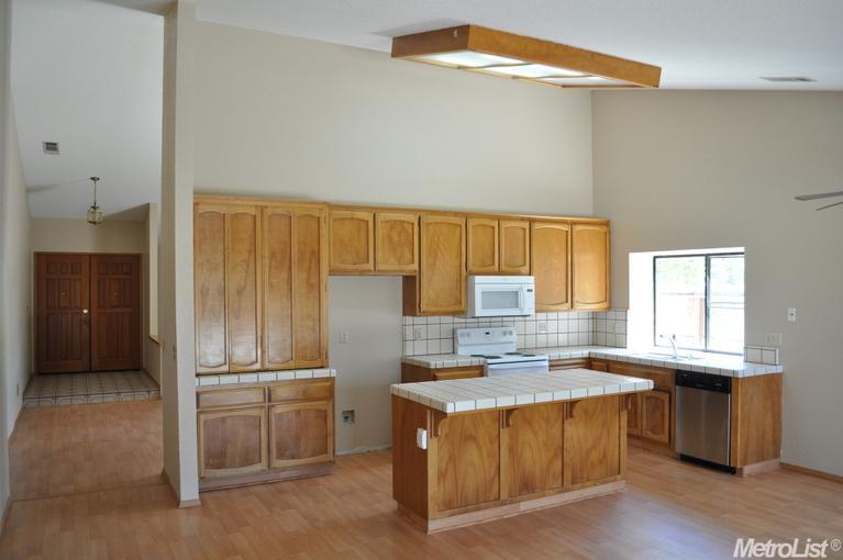 2536 Manor Oak Dr, Modesto, CA 95355 photo 8