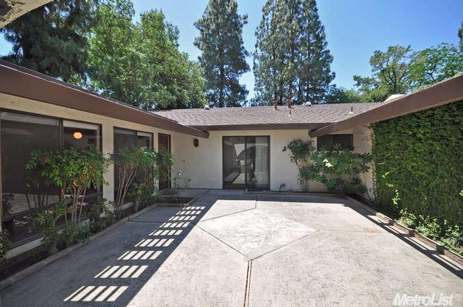 656 Diego Pl, Davis, CA 95616 photo 3