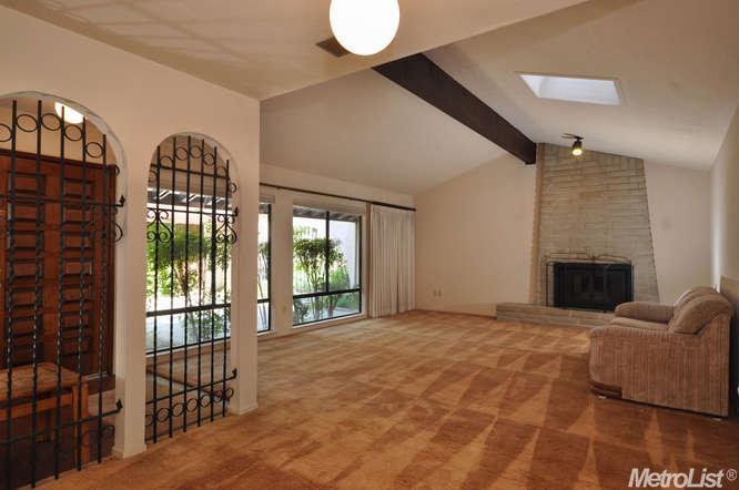 656 Diego Pl, Davis, CA 95616 photo 5