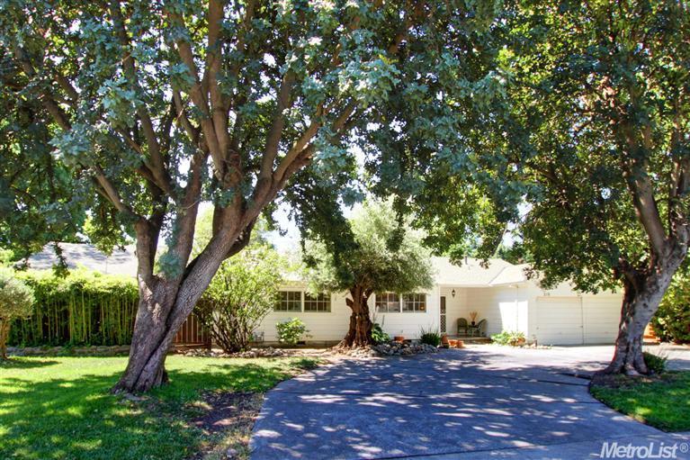 210 E 8th St, Davis, CA 95616 photo 1