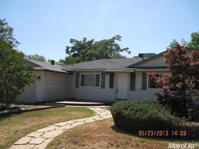 3633 Casa Rosa Way, Carmichael, CA 95608 photo 2
