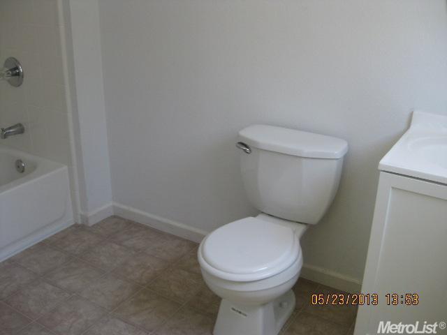 3633 Casa Rosa Way, Carmichael, CA 95608 photo 9