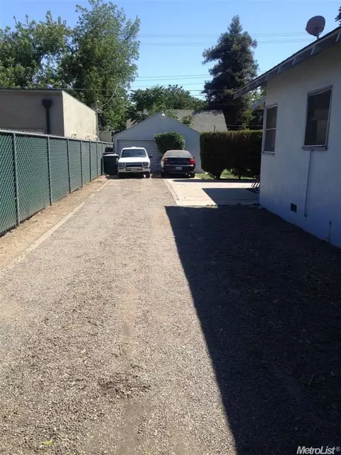 217 Maze Blvd, Modesto, CA 95351 photo 6
