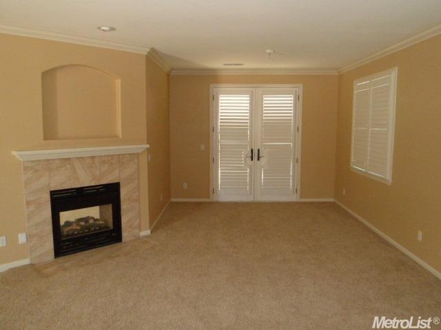 169 W Shasta Ave, Ripon, CA 95366 photo 8