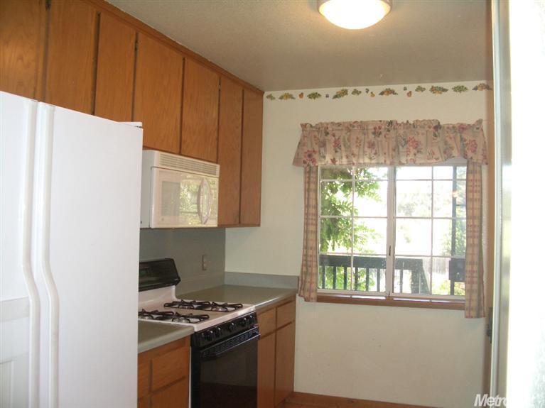 2304 Davis Ct, Placerville, CA 95667 photo 5