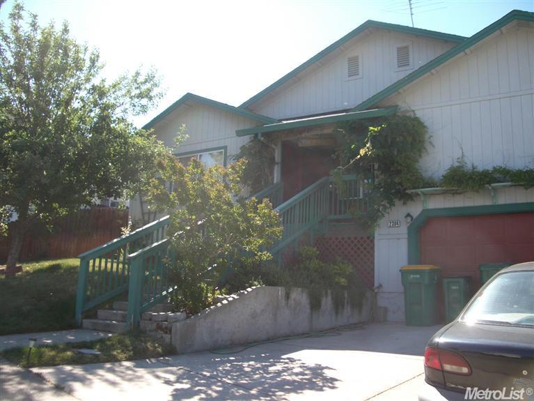 2304 Davis Ct, Placerville, CA 95667 photo 2