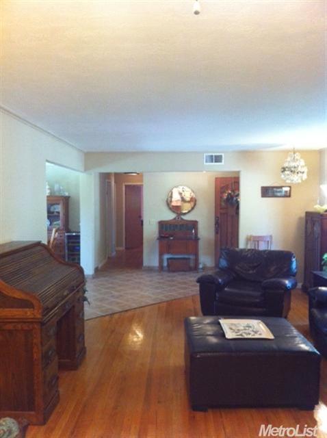 5252 E Armstrong Rd, Lodi, CA 95240 photo 6