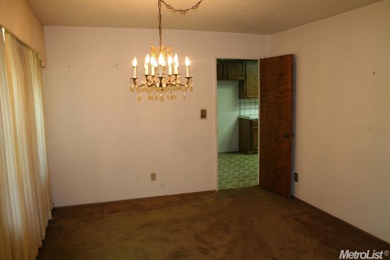 1409 Hillview Dr, Modesto, CA 95351 photo 4