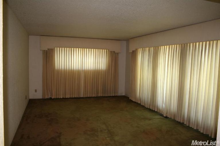 1409 Hillview Dr, Modesto, CA 95351 photo 3