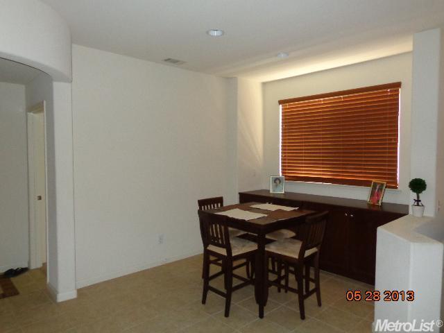 1737 Image Dr, Manteca, CA 95337 photo 3