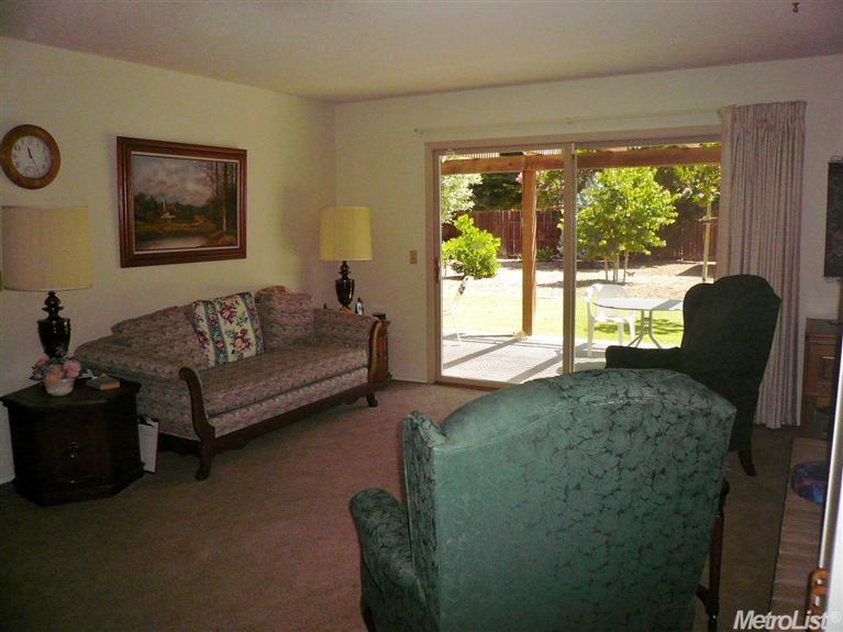 125 Riverview Ct, Winters, CA 95694 photo 2