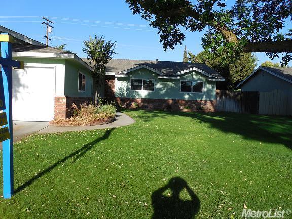 3324 John Lee Ln, Modesto, CA 95350 photo 3