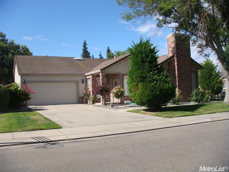 2016 Westview Ct, Modesto, CA 95358 photo 1