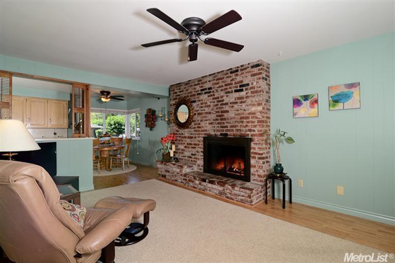 1370 Meredith Way, Carmichael, CA 95608 photo 5