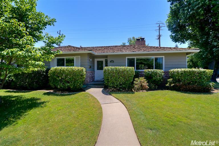 1370 Meredith Way, Carmichael, CA 95608 photo 3