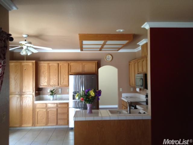 3628 Effingham Ln, Modesto, CA 95357 photo 5