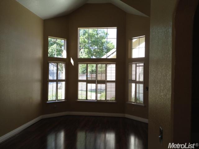 3628 Effingham Ln, Modesto, CA 95357 photo 6
