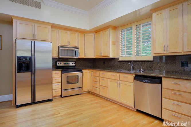 43427 Almond, Davis, CA 95618 photo 8