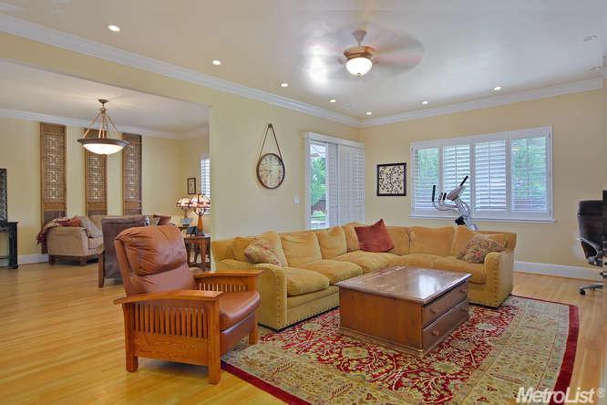 43427 Almond, Davis, CA 95618 photo 6