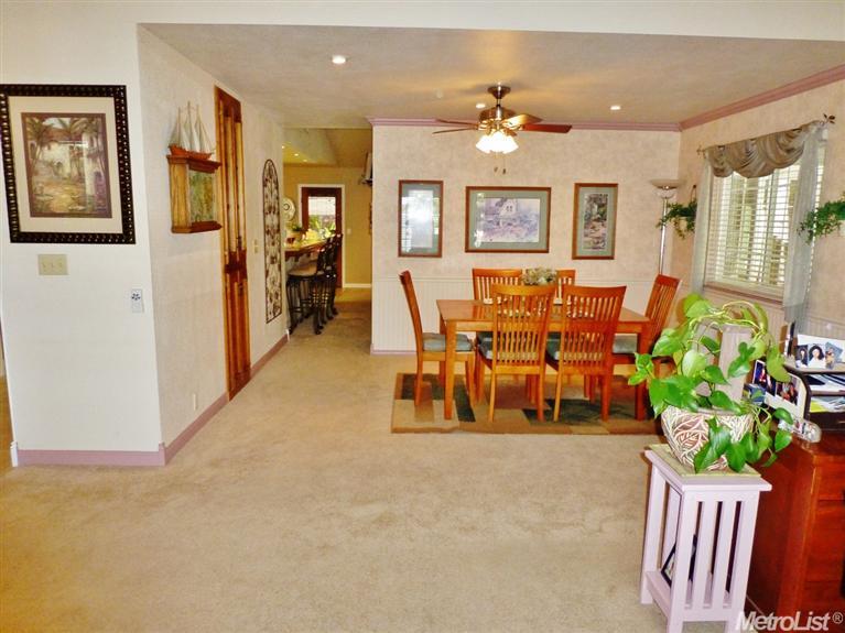408 Ward Ct, Manteca, CA 95336 photo 9