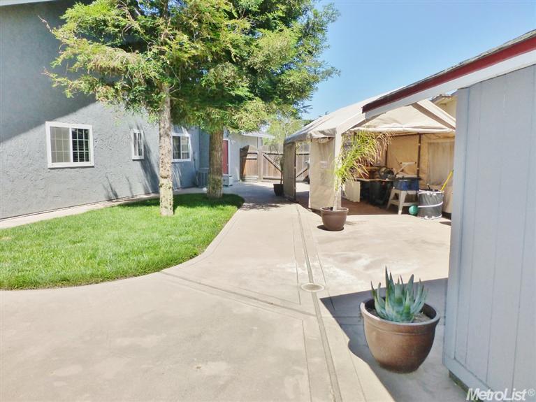 408 Ward Ct, Manteca, CA 95336 photo 24
