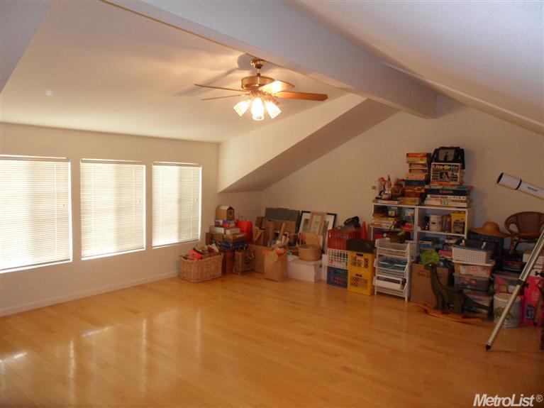 1512 Olympic Dr, Davis, CA 95616 photo 8