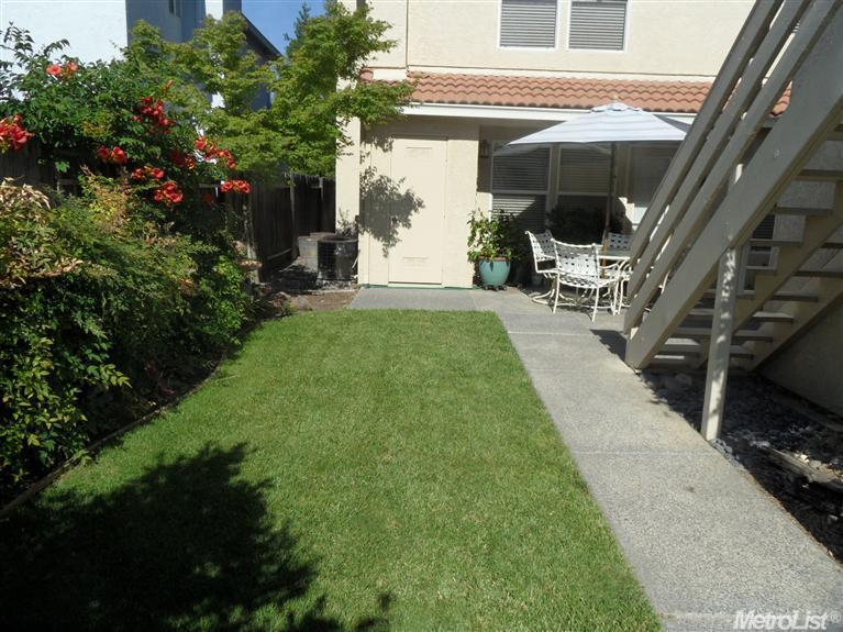 1512 Olympic Dr, Davis, CA 95616 photo 9