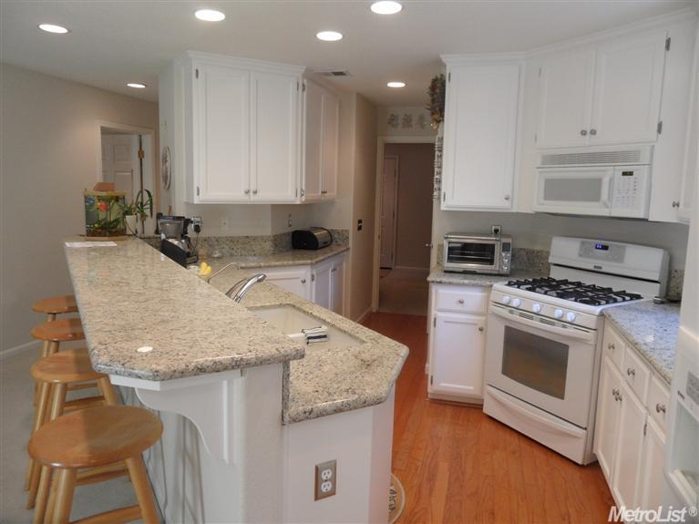 1512 Olympic Dr, Davis, CA 95616 photo 5