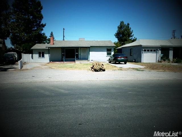 1217 Lombardy Dr, Modesto, CA 95351 photo 1
