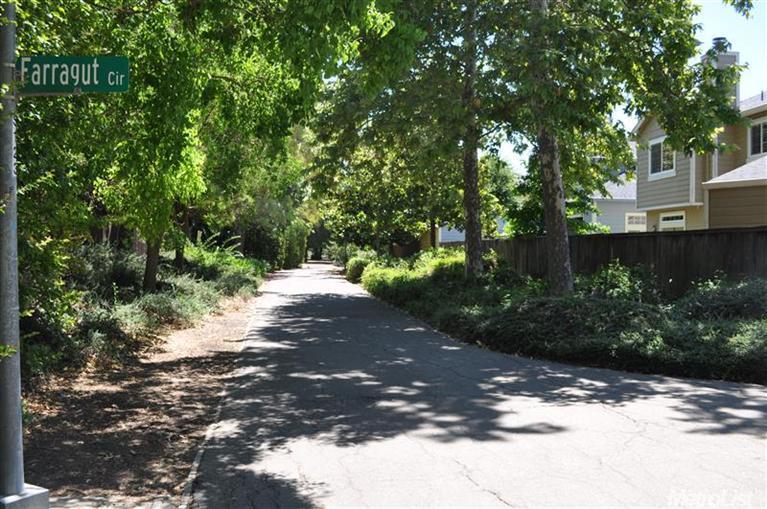 1435 Farragut Cir, Davis, CA 95618 photo 2