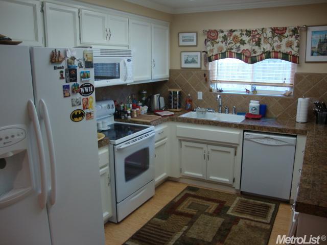 5277 Glancy Dr, Carmichael, CA 95608 photo 5