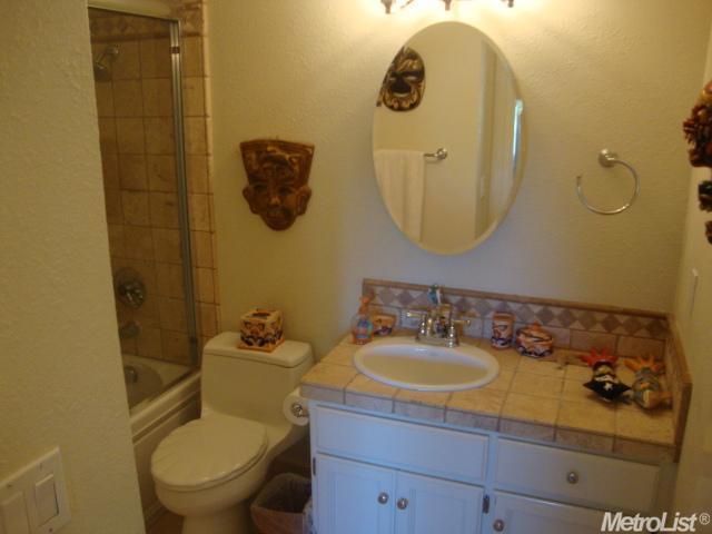 5277 Glancy Dr, Carmichael, CA 95608 photo 12