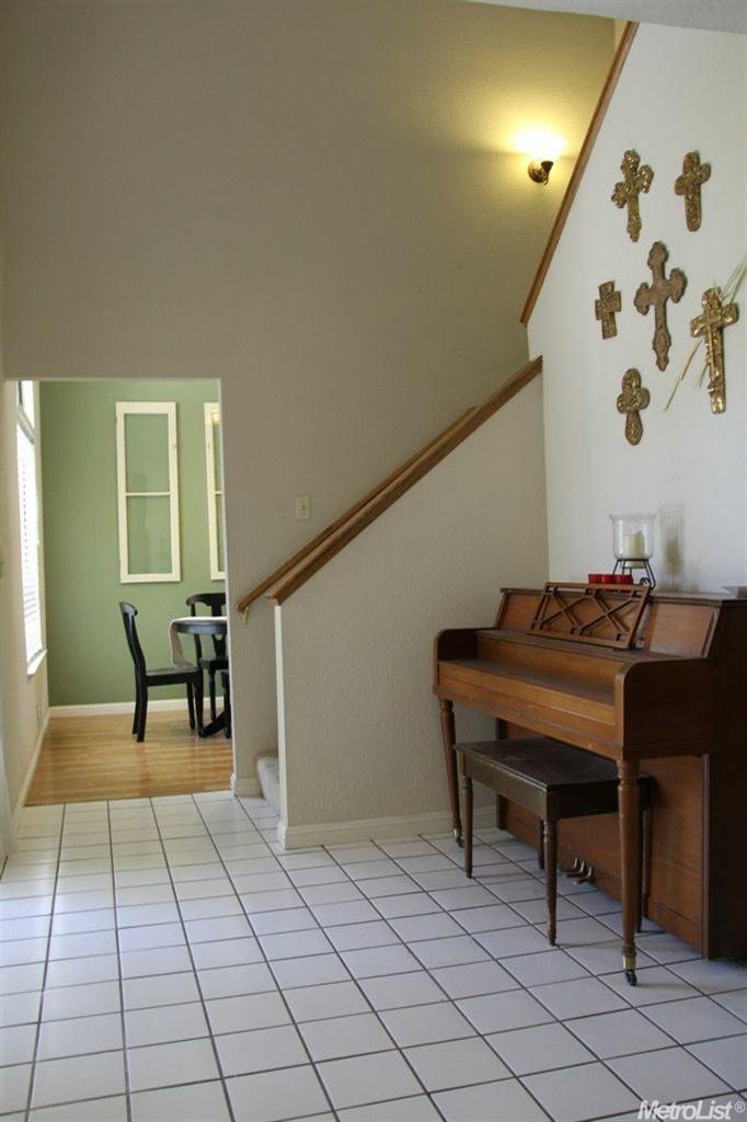 2401 Greenacre Ln, Modesto, CA 95355 photo 5